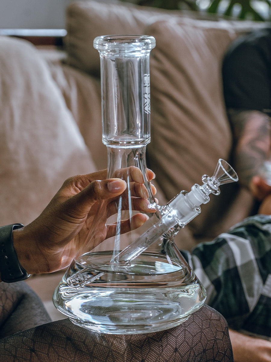 GRAVĀ® Large Deco Beaker Bong - Image 6